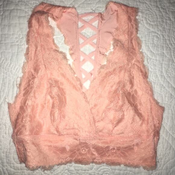 NWOT Guess Peach Lace Bralette Peach Size XS - Picture 1 of 3